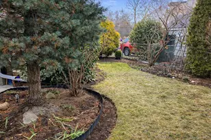 1762 Broadway, New Hyde Park, NY 11040 - Photo 22