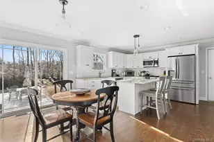 3 lincoln Ave, Manorville, NY 11949 - Photo 4