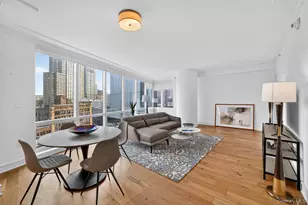 5 Renaissance Square, White Plains, NY 10601 - Photo 4