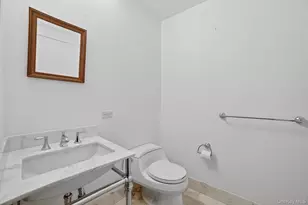 5 Renaissance Square, White Plains, NY 10601 - Photo 16