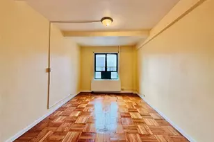 1576 Unionport Rd, Bronx, NY 10462 - Photo 10