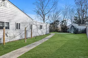 6 Anne Dr, Selden, NY 11784 - Photo 22