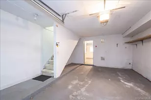 249 Windward Dr, Port Jefferson, NY 11777 - Photo 24