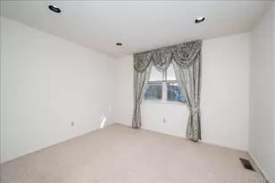 249 Windward Dr, Port Jefferson, NY 11777 - Photo 22