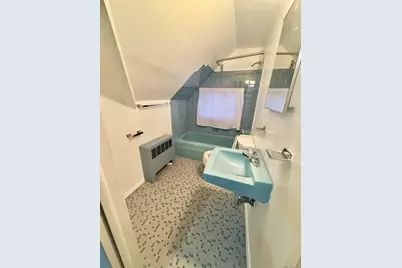 107 Ball Park Lane, Hicksville, NY 11801 - Photo 22