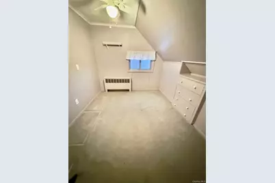 107 Ball Park Lane, Hicksville, NY 11801 - Photo 18