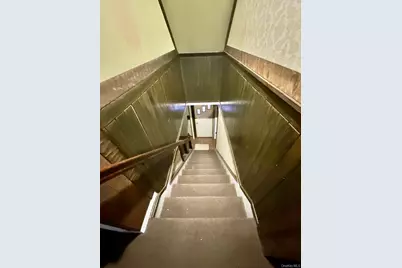 107 Ball Park Lane, Hicksville, NY 11801 - Photo 16