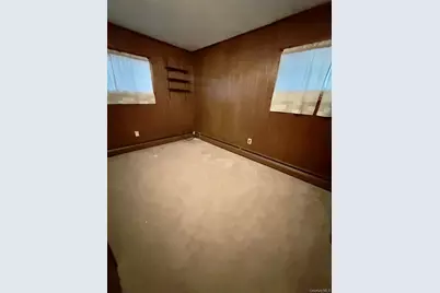 107 Ball Park Lane, Hicksville, NY 11801 - Photo 12