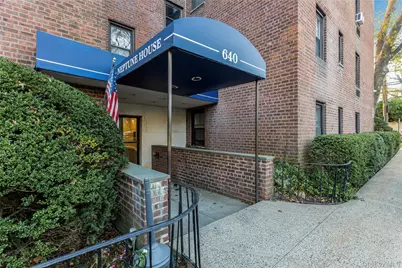 640 Pelham Road #4G, New Rochelle, NY 10805 - Photo 4