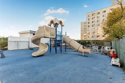 640 Pelham Road #4G, New Rochelle, NY 10805 - Photo 22