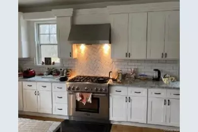 67 Squiretown Road, Hampton Bays, NY 11946 - Photo 14