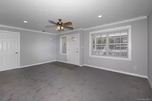 81 Secatogue Ave, Farmingdale, NY 11735 - Photo 4