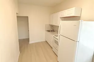 90-48 171st St, Jamaica, NY 11432 - Photo 4