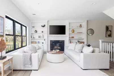 242 Maple Lane, Greenport, NY 11944 - Photo 2