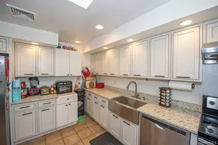 36 Middle Ln, Jericho, NY 11753 - Photo 6