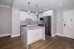 1100 Avalon St, Glen Cove, NY 11542 - Photo 2