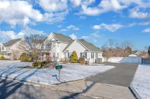 5 Old Neck Ct, Manorville, NY 11949 - Photo 42