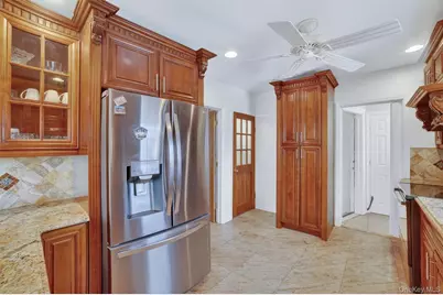 135 Midland Terrace, Yonkers, NY 10704 - Photo 6