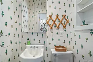 20 Harborview Dr, Northport, NY 11768 - Photo 12