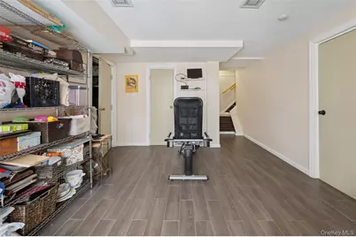 383 254th Street, Bronx, NY 10471 - Photo 28