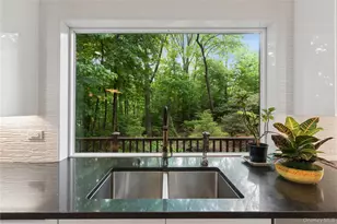 383 254th St, Bronx, NY 10471 - Photo 14