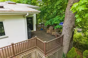 383 254th St, Bronx, NY 10471 - Photo 32
