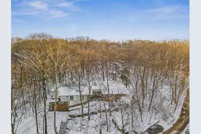 383 254th Street, Bronx, NY 10471 - Photo 2