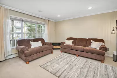 14 Donna Place, East Islip, NY 11730 - Photo 16