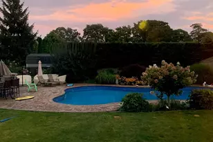 14 Donna Pl, East Islip, NY 11730 - Photo 30