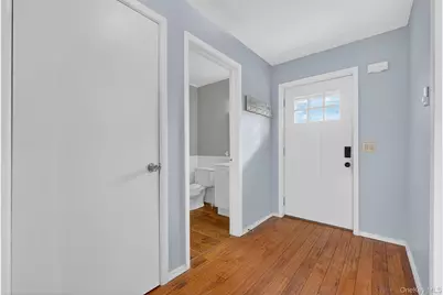 7308 Chelsea Cove N, Hopewell Junction, NY 12533 - Photo 4