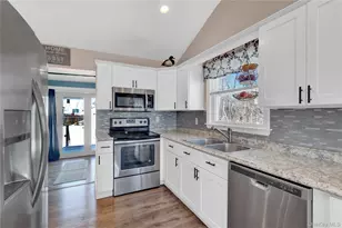 77 Baybright Dr, Shirley, NY 11967 - Photo 4