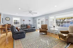 29 Norwich Ave, Lynbrook, NY 11563 - Photo 14