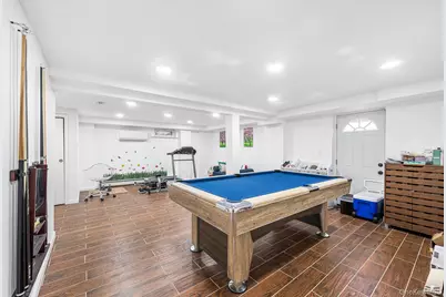 36 Brian Street, New Hyde Park, NY 11040 - Photo 26