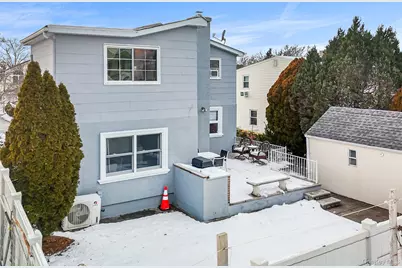 36 Brian Street, New Hyde Park, NY 11040 - Photo 28