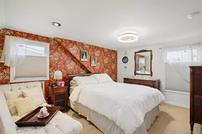 67 Combes Avenue, Hicksville, NY 11801 - Photo 20