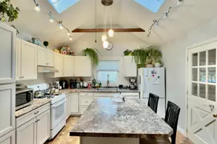 314 River Rd, Shirley, NY 11967 - Photo 8