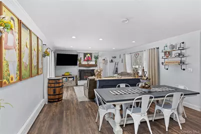 33 Randall Road, Wading River, NY 11792 - Photo 12