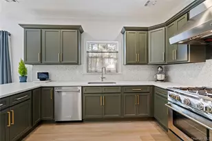 5 Abbington Pl, Northport, NY 11768 - Photo 4