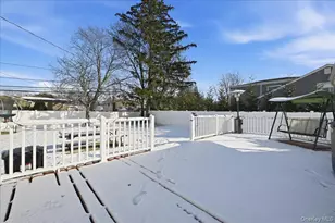 5 Plum Tree Ln, Commack, NY 11725 - Photo 20