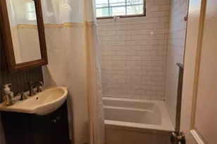 63 Kerrigan St, Long Beach, NY 11561 - Photo 12