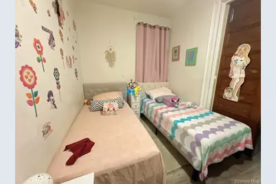 2044 120th Street, College Point, NY 11356 - Photo 4