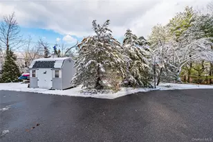 6 Sandy Hollow Rd, Centerport, NY 11721 - Photo 36