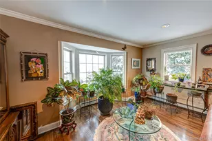 6 Sandy Hollow Rd, Centerport, NY 11721 - Photo 10