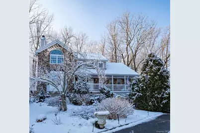 6 Sandy Hollow Road, Centerport, NY 11721 - Photo 1