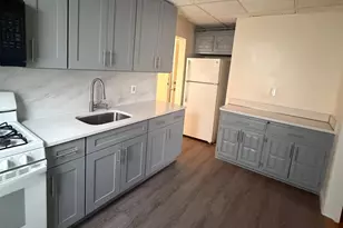 93-47 202nd St, Hollis, NY 11423 - Photo 2