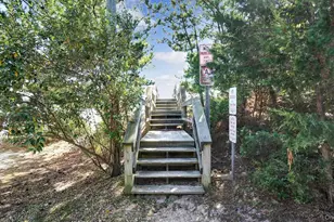 431 Dune Rd, Westhampton Beach, NY 11978 - Photo 26