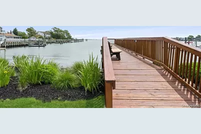 100 Baker Court #85, Island Park, NY 11558 - Photo 6