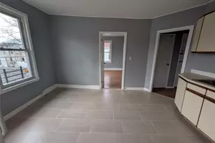 85-57 151st St, Jamaica, NY 11432 - Photo 2