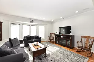 72 Narwood Rd, Massapequa, NY 11758 - Photo 8