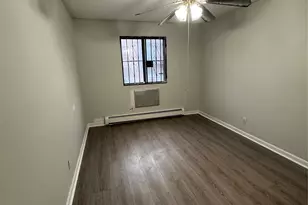 1364 E 92nd St, Brooklyn, NY 11236 - Photo 4